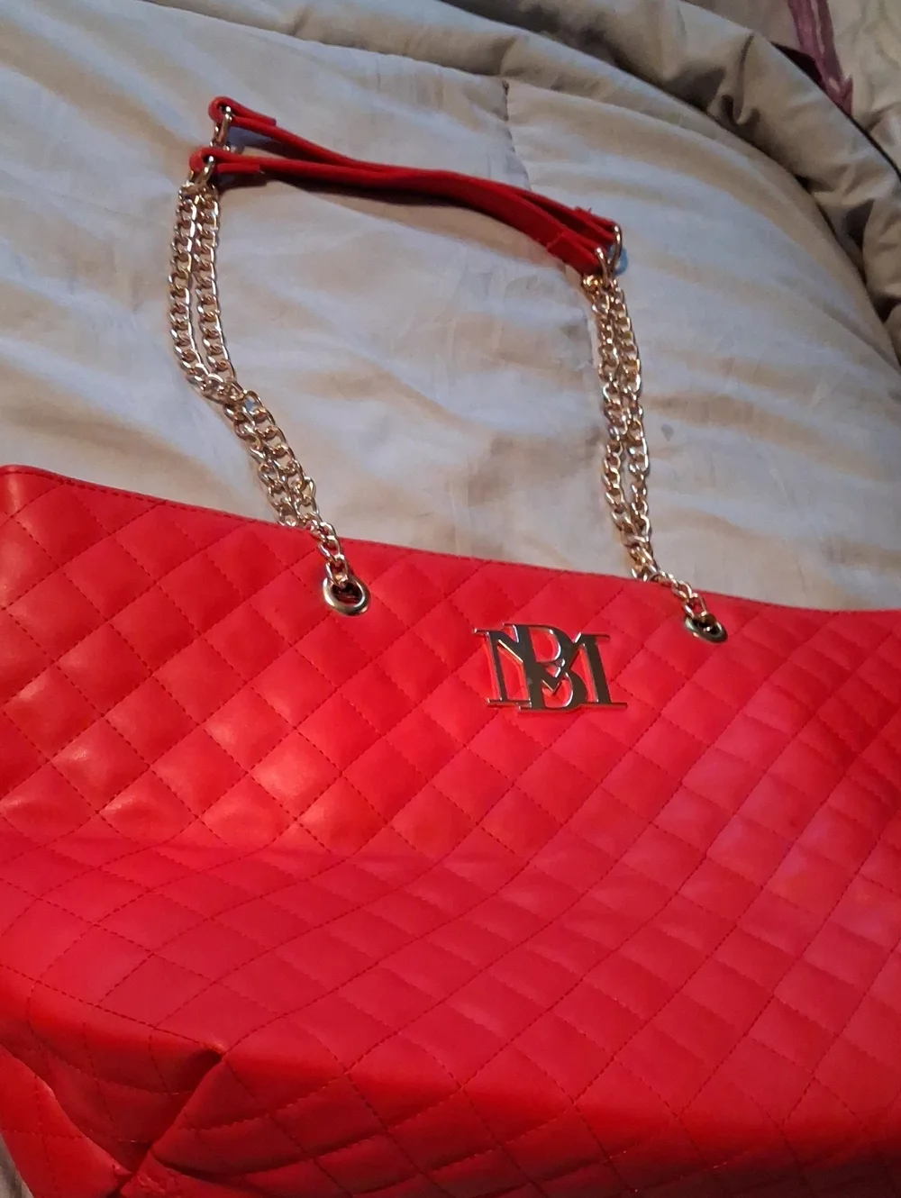 Badgley Mischka Quilted Hot Pink Tote with Gold Chain Handles Nwot
